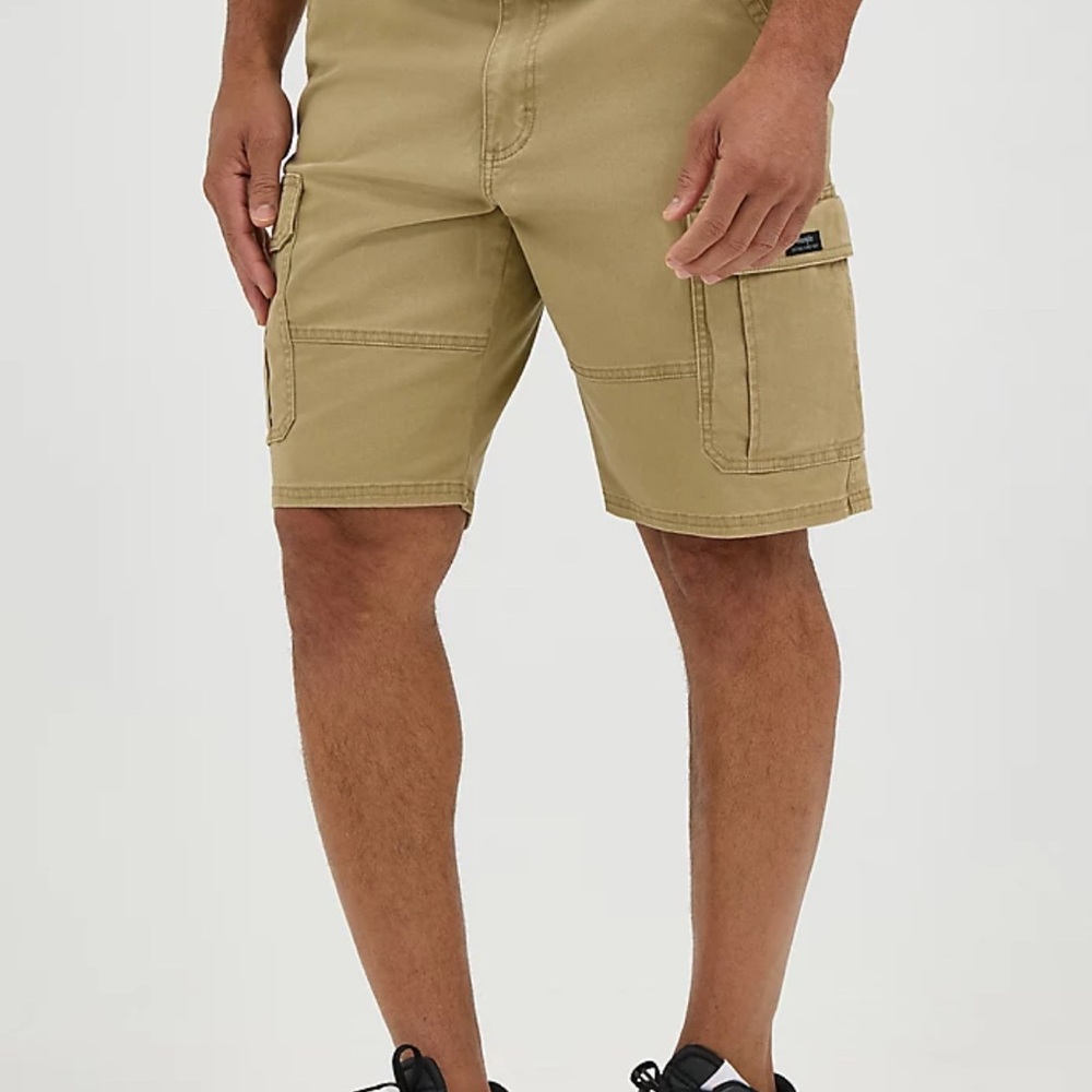 Wangler Men’s Big & Tall Relaxed Fit Cargo Shorts - Elm